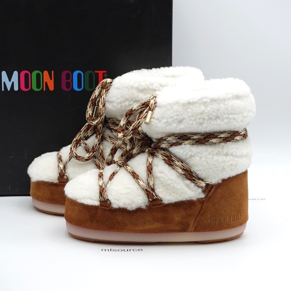 NEW Women's Moon Boot Icon Light Low Shearling Suede Boots - Picture 1 of 10
